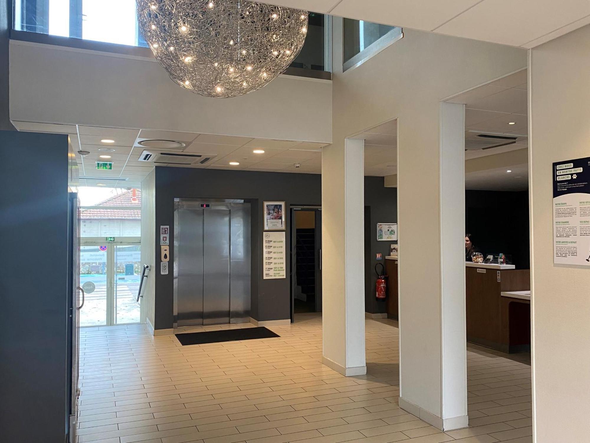 Campanile Dijon Congres Clemenceau Hotel Bagian luar foto